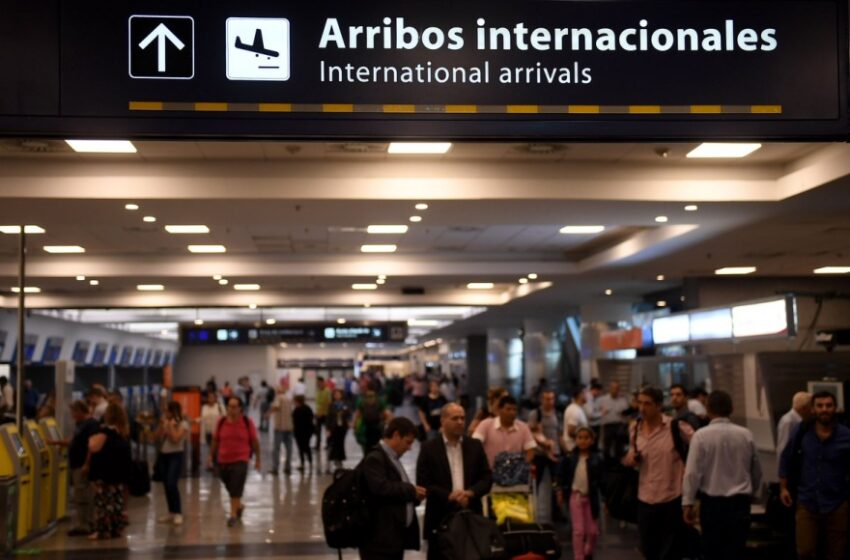  El Gobierno restringirá la cantidad de vuelos internacionales