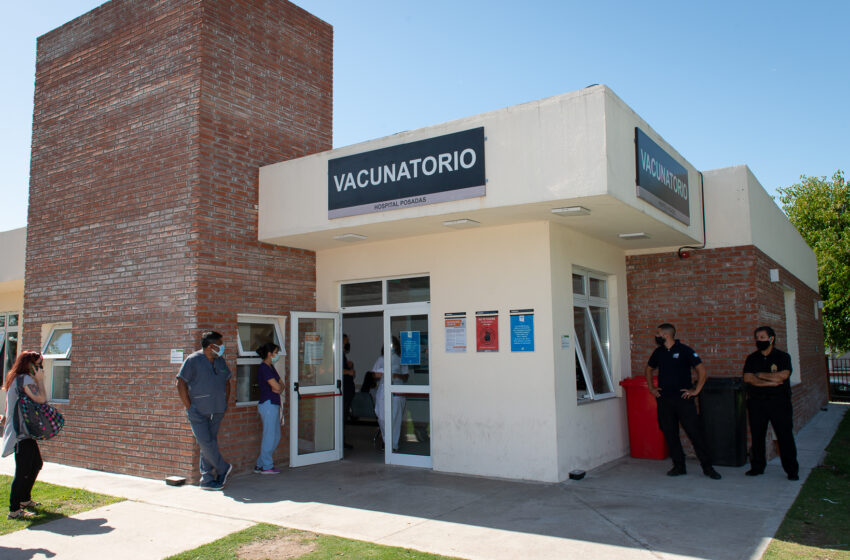 El Gobierno difundió el listado de los vacunados VIP del Hospital Posadas