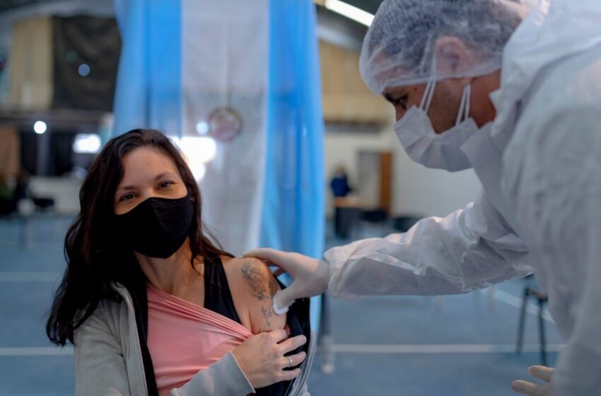  El 50% de la población argentina ya completó su esquema de vacunación
