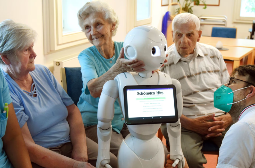  La Inteligencia Artificial y los robots en el cuidado de la tercera edad